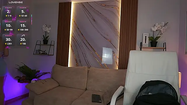 MilaCrave online show from 11.14.25