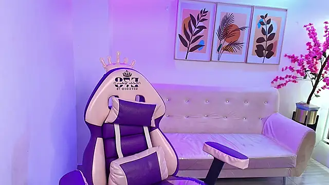 Anie johnson online show from 09.28.25