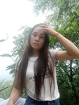 Snapshot of Ruaiuoi chatting on 04.05.26 Ruaiuoi online show from 04.05.26