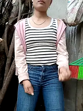 Snapshot of Ruaiuoi chatting on 05.10.26 Ruaiuoi online show from 05.10.26