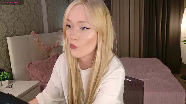 HeyMonkey  online show from 03.06.26