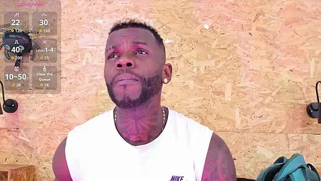 santiblack7 online show from 11.12.25