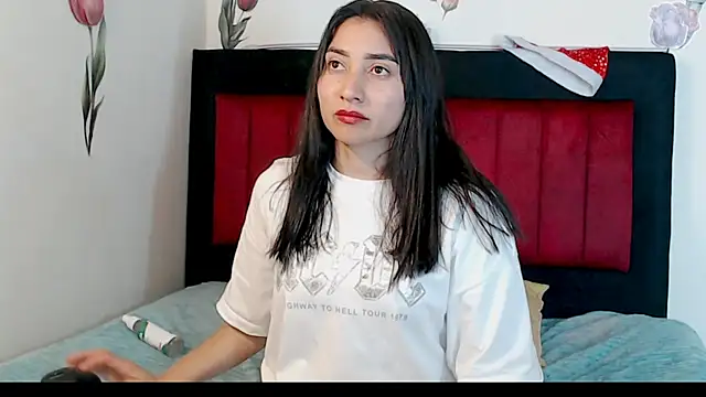 angelyxs online show from 12.20.25