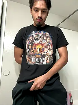 Snapshot of mrredcorn chatting on 10.19.25 mrredcorn online show from 10.19.25