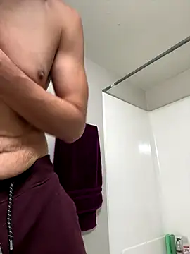 Snapshot of mrredcorn chatting on 11.30.25 mrredcorn online show from 11.30.25