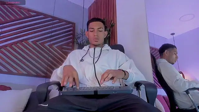 Adonis WB online show from 09.16.25