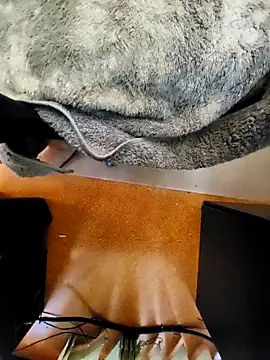 Snapshot of jizzz123 chatting on 10.10.25 jizzz123 online show from 10.10.25