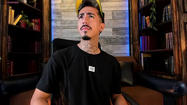 Donovan Desmond online show from 03.07.26