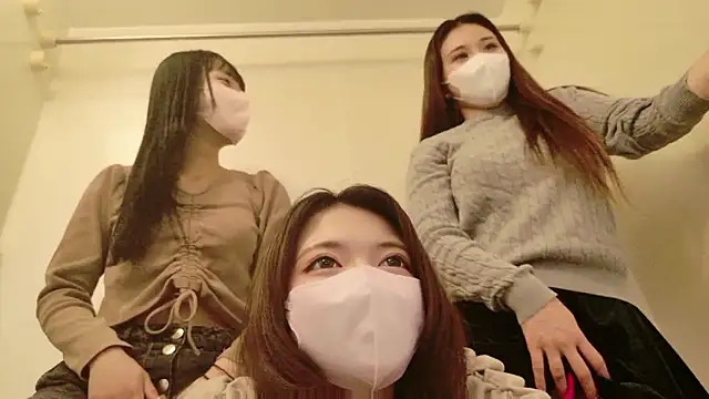 Azusa DoMybest online show from 04.10.26