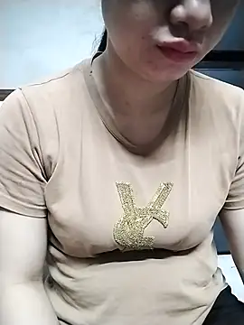 Mie rose online show from 04.10.26