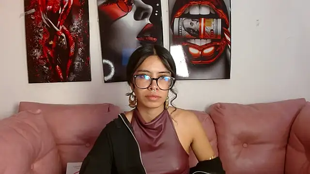 Snapshot of Miahotcs1 chatting on 02.20.26 Miahotcs1 online show from 02.20.26