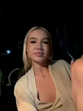 Snapshot of Kiss_Avrora_ chatting on 09.14.25 Kiss Avrora online show from 09.14.25