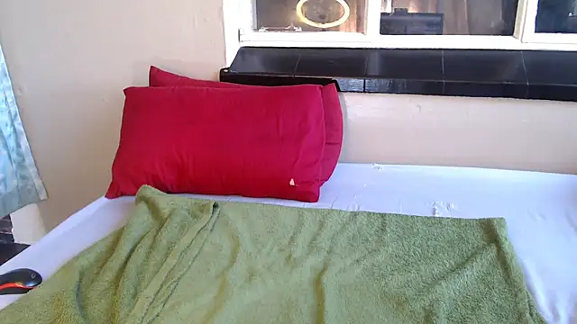 PetiteEbonyBabe online show from 11.22.25