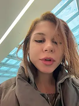 Snapshot of RosieSecret chatting on 02.12.26 RosieSecret online show from 02.12.26