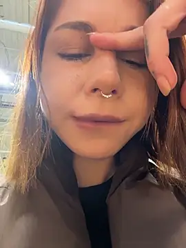 Snapshot of RosieSecret chatting on 02.14.26 RosieSecret online show from 02.14.26