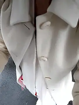 pink-mai online show from 02.11.26