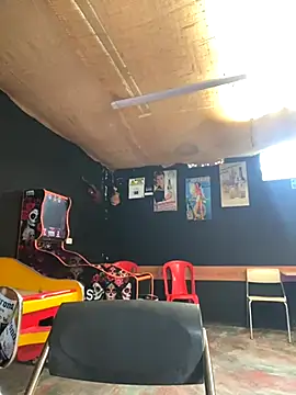 Sara-cooper2 online show from 09.11.25