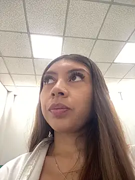 Sara-cooper2 online show from 02.03.26