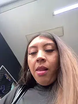 Sara-cooper2 online show from 03.19.26