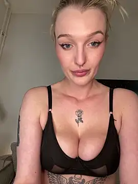 lovecassyrose online show from 04.23.26
