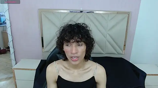 Snapshot of Chipi_tay chatting on 10.10.25 Chipi tay online show from 10.10.25