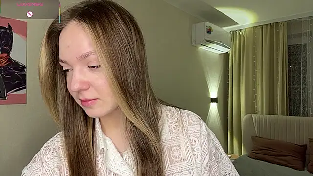 NguyetHankey online show from 01.17.26