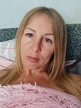 LunaSugarX online show from 09.18.25