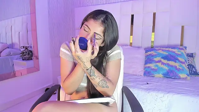 bonnie sm online show from 10.16.25