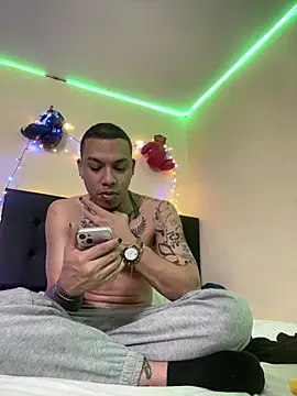 AlphaMasterXxx online show from 12.19.25