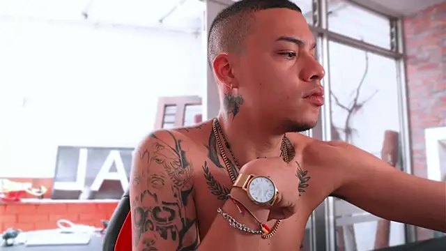 AlphaMasterXxx online show from 04.12.26