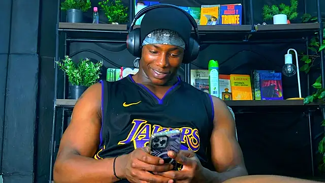 Snapshot of dalton_asher chatting on 11.11.25 dalton asher online show from 11.11.25