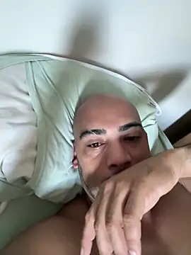 Snapshot of Morenocasado34liberal chatting on 03.16.26 Morenocasado34liberal online show from 03.16.26