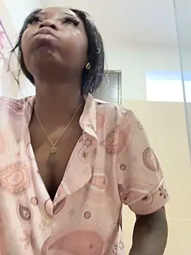 EmilyKisx online show from 10.30.25