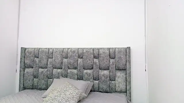 Snapshot of Lizbeth_Rouse chatting on 09.14.25 Lizbeth Rouse online show from 09.14.25