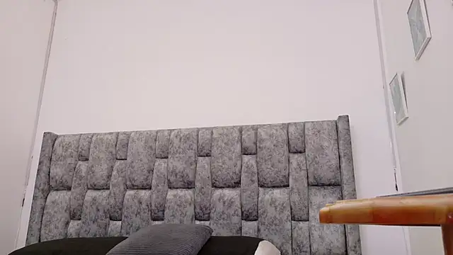 Snapshot of Lizbeth_Rouse chatting on 10.16.25 Lizbeth Rouse online show from 10.16.25