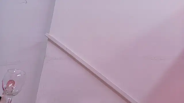 Snapshot of Lizbeth_Rouse chatting on 10.17.25 Lizbeth Rouse online show from 10.17.25