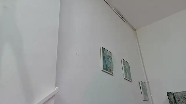 Snapshot of Lizbeth_Rouse chatting on 11.22.25 Lizbeth Rouse online show from 11.22.25