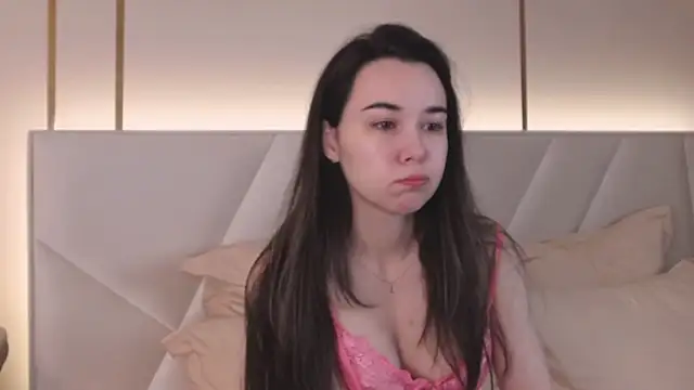 MiaMarlow online show from 09.14.25