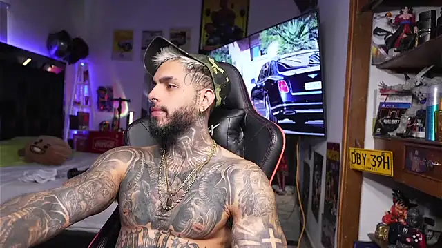 logan hugh8 online show from 03.19.26