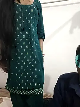 Snapshot of LOVE568 chatting on 11.12.25 LOVE568 online show from 11.12.25