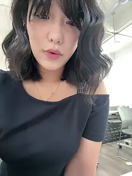 luluya1314 online show from 04.24.26