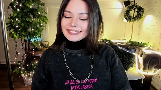 Dark Moni online show from 12.17.25