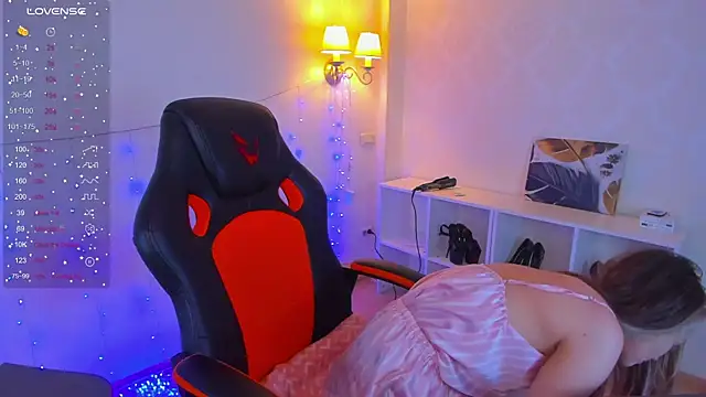 Snapshot of Little_Rockk chatting on 09.28.25 Little Rockk online show from 09.28.25