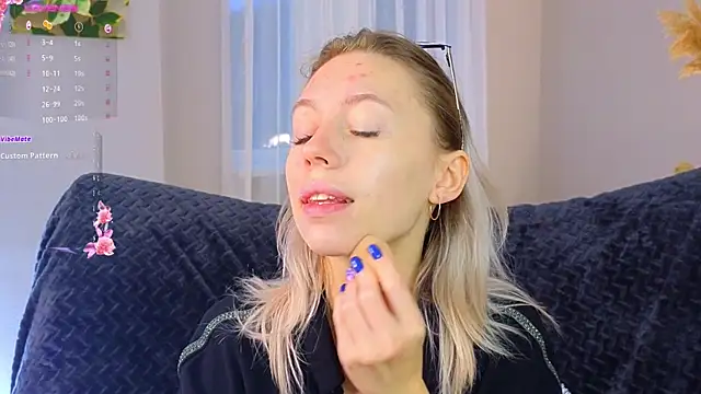 NyxaThorn online show from 09.29.25