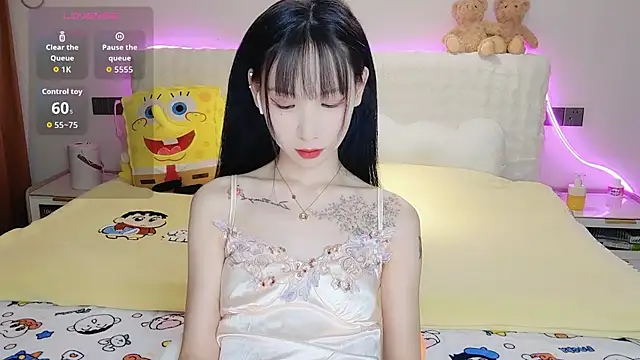 Snapshot of M-OTT_ chatting on 10.11.25 M-OTT online show from 10.11.25