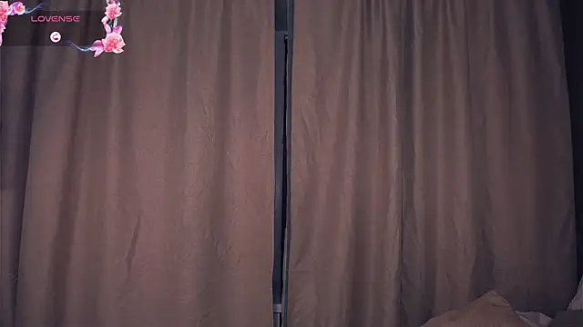 MalvinaKroening online show from 11.22.25