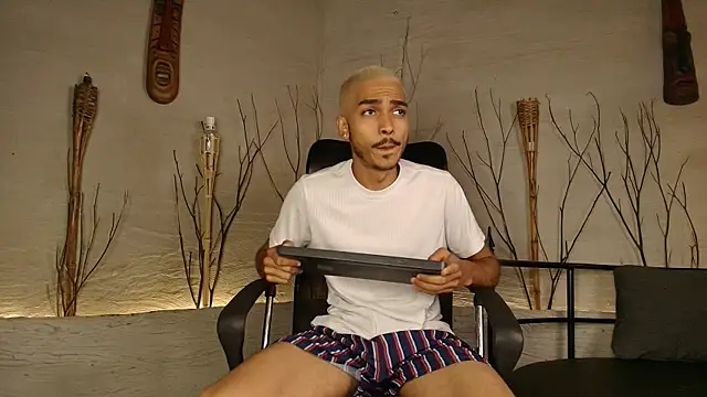 MarcusRain  online show from 10.31.25