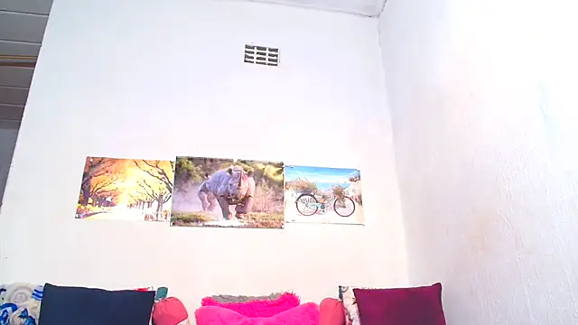 LoloQueen5 online show from 09.21.25