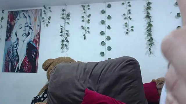 Samanta milf84 online show from 01.15.26