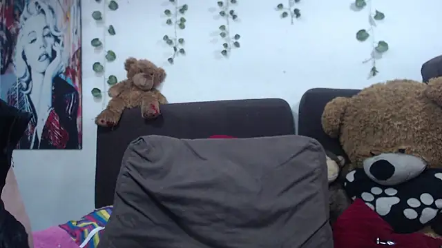 Samanta milf84 online show from 04.18.26